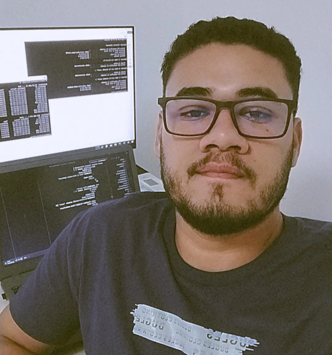 Foto de Vinícius Reis, Desenvolvedor Full Stack